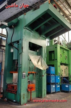 پرس ضربه ای 800 تن آلمانی -
ابعاد میز 1.40*1.20-
کورس 50-
وزن 90 تن -
روشن و در حال کار
(اطلاعات ثبت شده از سایت جهان ماشین میباشد(www.jahanmashin.com ))