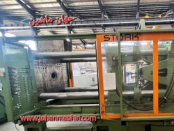 دستگاه تزریق پلاستیک
-اشتورک ۵۵۰ تن
-سال  ساخت :۲۰۰۰ 
-کشور سازنده : آلمان(اطلاعات ثبت شده از سایت جهان ماشین میباشد(www.jahanmashin.com ))