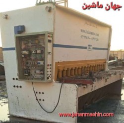 گیوتین ۳ متر - ۲۵ میل 
تمیز درحد
(اطلاعات ثبت شده از سایت جهان ماشین میباشد(www.jahanmashin.com ))