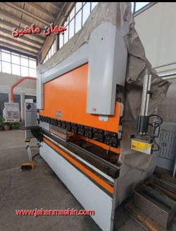 پرس برک ۴ محور cnc-
ایرماکسان ترکیه -
سال ساخت ۲۰۱۴-
عرض دهنه ۳ متر-
ضخامت خم ۶ میل-
بسیار سالم
(اطلاعات ثبت شده از سایت جهان ماشین میباشد(www.jahanmashin.com ))

